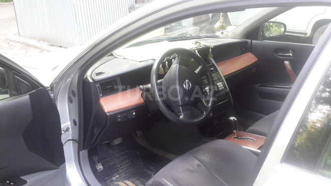 Nissan Teana 2004, 218,000 km - 2.3 l - Qusar
