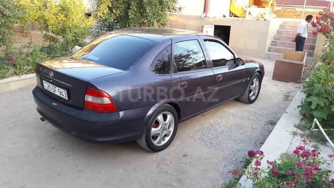 Opel Vectra 1997, 324,613 km - 2.0 l - Bakı