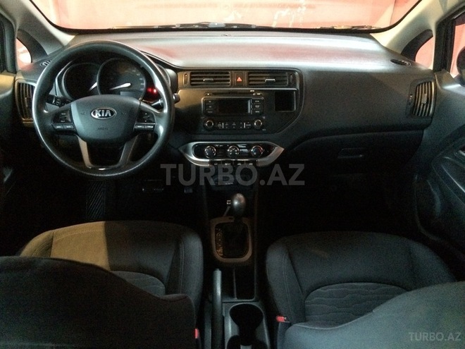 Kia Rio 2013, 80,000 km - 1.4 l - Sumqayıt