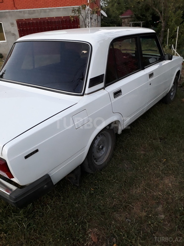 LADA (VAZ) 2107 2005, 95,210 km - 1.6 l - Astara