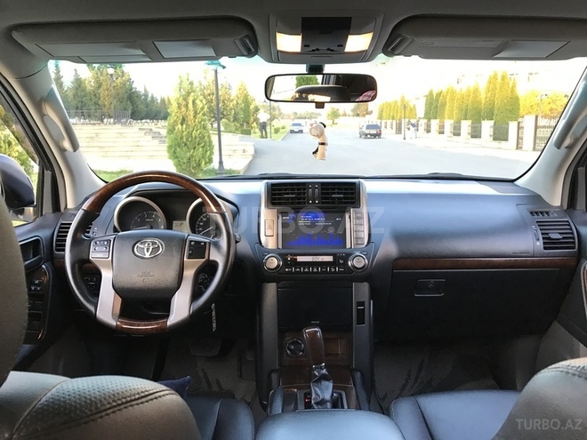 Toyota Prado 2010, 103,000 km - 2.7 l - Zaqatala