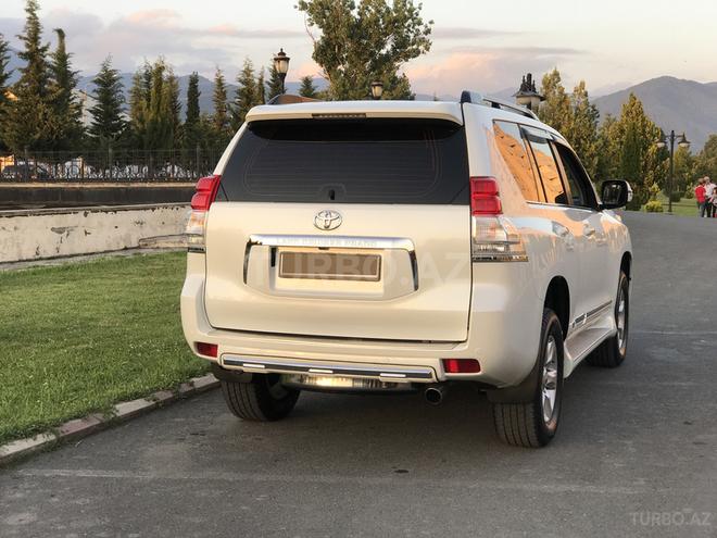 Toyota Prado 2010, 103,000 km - 2.7 l - Zaqatala