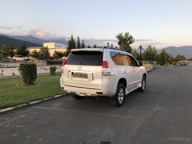 Toyota Prado 2010, 103,000 km - 2.7 l - Zaqatala
