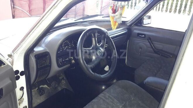 GAZ 3110 1998, 352,147 km - 2.6 l - Qazax