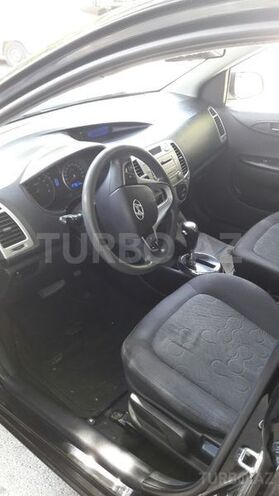 Hyundai i20 2010, 96,000 km - 1.4 л - Bakı