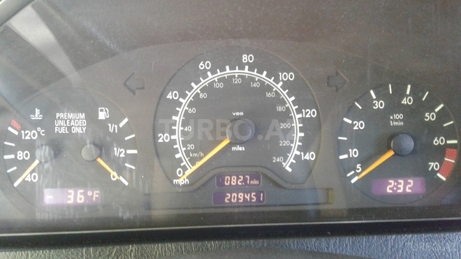 Mercedes C 230 1997, 208,536 km - 2.3 л - Cəlilabad