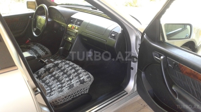 Mercedes C 230 1997, 208,536 km - 2.3 л - Cəlilabad