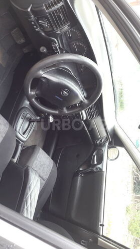 Opel Vectra 2000, 415,000 km - 1.8 l - Bakı