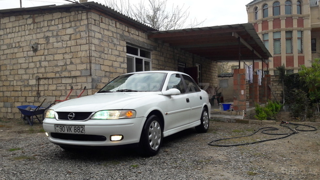 Opel Vectra 2000, 415,000 km - 1.8 l - Bakı