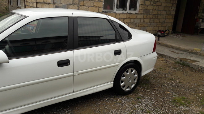 Opel Vectra 2000, 415,000 km - 1.8 l - Bakı