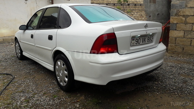 Opel Vectra 2000, 415,000 km - 1.8 l - Bakı