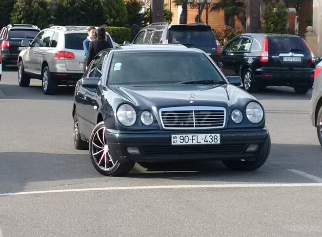 Mercedes E 230 1997, 410,001 km - 2.3 l - Bakı