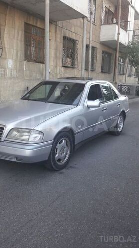 Mercedes C 250 1995, 465,800 km - 2.5 l - Bakı