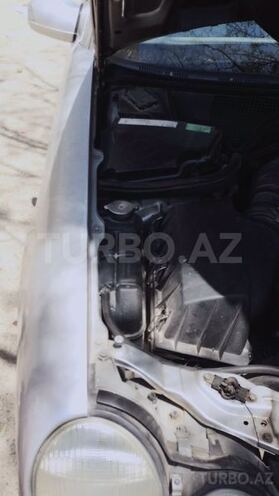 Mercedes E 240 2001, 214,123 km - 0.4 л - Bakı