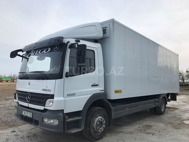 Mercedes Atego 1222 2010, 230,000 km - 4.8 л - Bakı