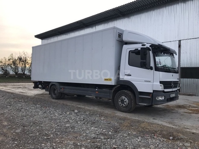 Mercedes Atego 1222 2010, 230,000 km - 4.8 л - Bakı