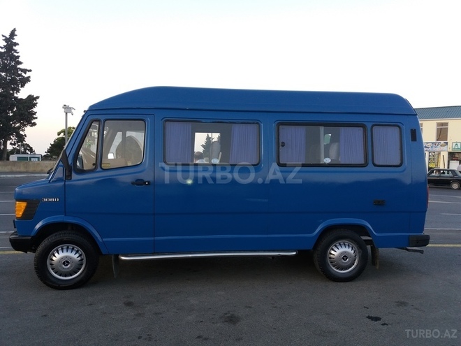 Mercedes 208 D 1995, 1,000,000 km - 2.3 l - Bakı