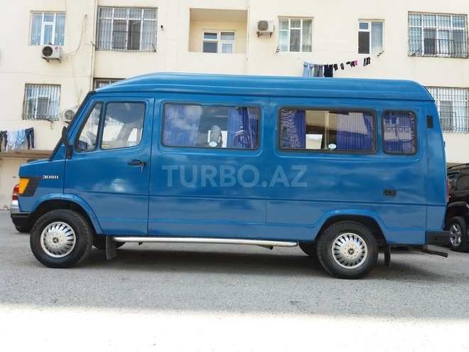 Mercedes 208 D 1995, 1,000,000 km - 2.3 l - Bakı