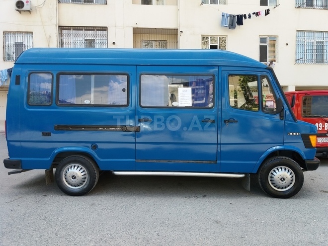 Mercedes 208 D 1995, 1,000,000 km - 2.3 l - Bakı