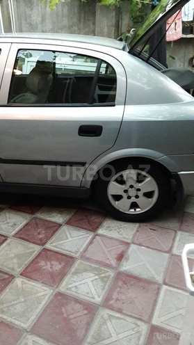 Opel Astra 2002, 282,000 km - 1.8 l - Bakı