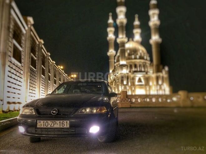 Opel Vectra 1998, 251,000 km - 2.5 l - Bakı