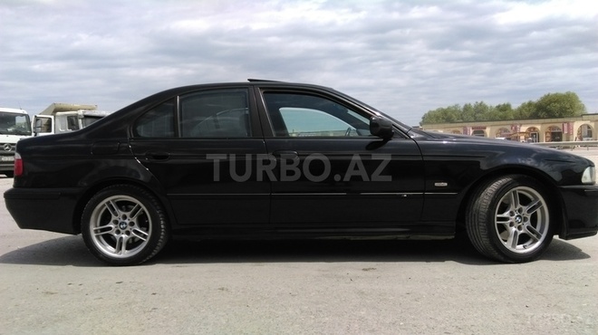 BMW 535 2000, 334,570 km - 3.5 l - Sumqayıt