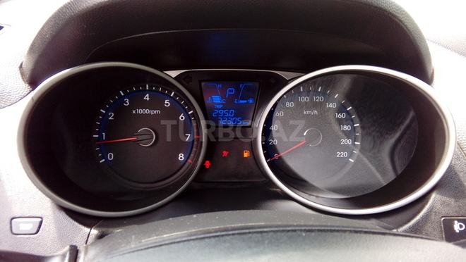 Hyundai ix35 2013, 70,000 km - 2.0 l - Bakı
