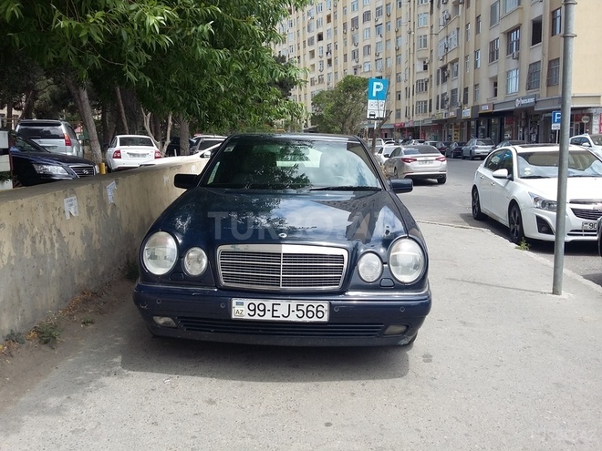 Mercedes E 240 1998, 263,000 km - 2.4 l - Bakı