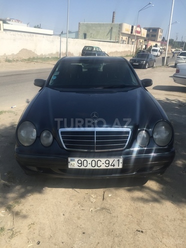 Mercedes E 220 2000, 376,000 km - 2.2 l - Bakı