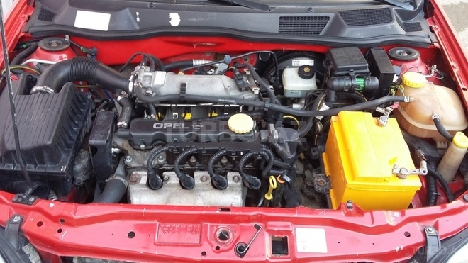 Opel Astra 2000, 250,000 km - 1.6 л - Bakı