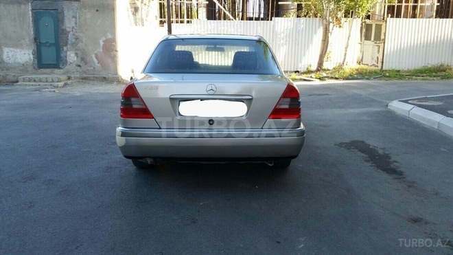 Mercedes C 180 1994, 290,000 km - 1.8 l - Bakı