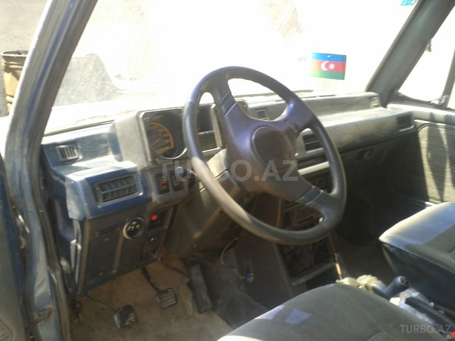 Mitsubishi Pajero 1990, 200,000 km - 0.3 l - Bakı