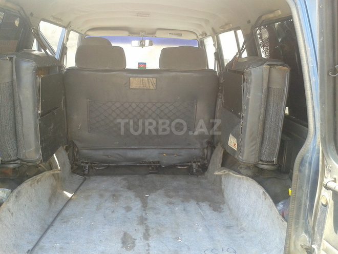 Mitsubishi Pajero 1990, 200,000 km - 0.3 l - Bakı