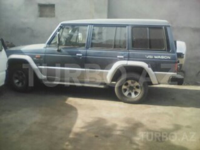 Mitsubishi Pajero 1990, 200,000 km - 0.3 l - Bakı