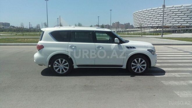 Infiniti QX80 2014, 124,000 km - 5.6 l - Bakı