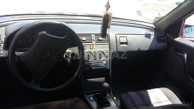 Mercedes C 200 1993, 465 km - 2.0 л - Bakı