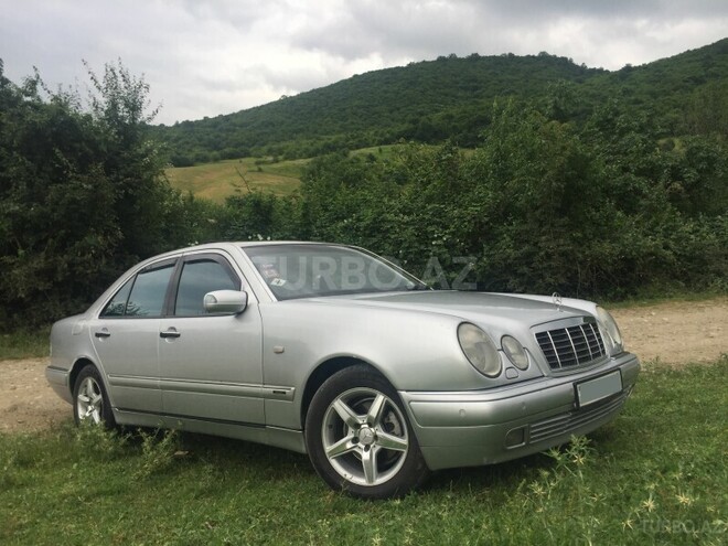 Mercedes E 240 1998, 190,000 km - 2.4 л - Quba