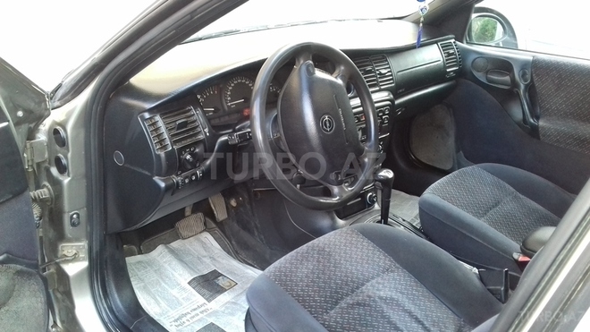 Opel Vectra 1997, 176,000 km - 2.0 л - Bakı