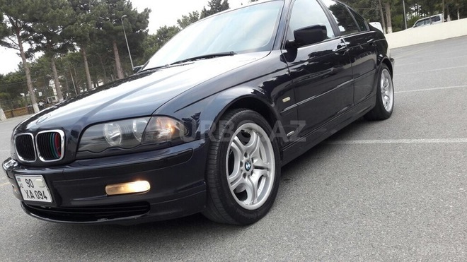 BMW 325 2002, 225,000 km - 2.5 l - Sumqayıt
