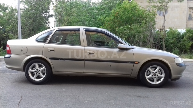 Opel Vectra 1997, 176,000 km - 2.0 л - Bakı