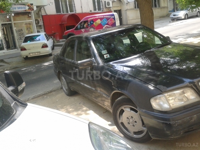 Mercedes C 180 1993, 340,000 km - 1.8 l - Bakı