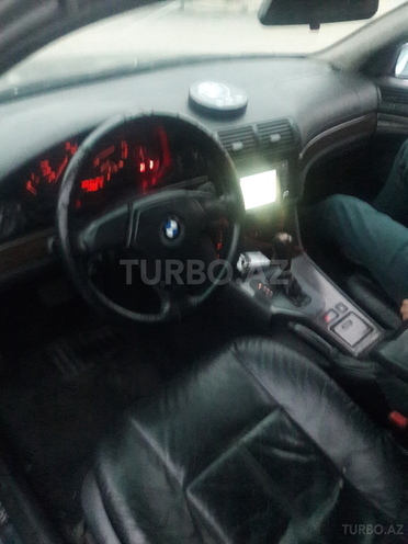 BMW 528 1996, 235,000 km - 2.8 l - Bakı