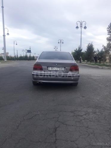 BMW 528 1996, 235,000 km - 2.8 l - Bakı