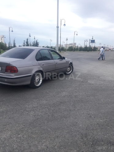 BMW 528 1996, 235,000 km - 2.8 l - Bakı