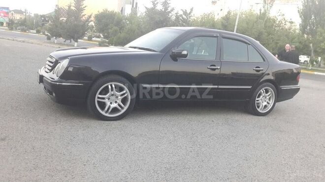 Mercedes E 240 2000, 248,000 km - 2.4 l - Sumqayıt