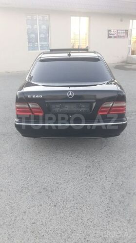 Mercedes E 240 2000, 248,000 km - 2.4 l - Sumqayıt