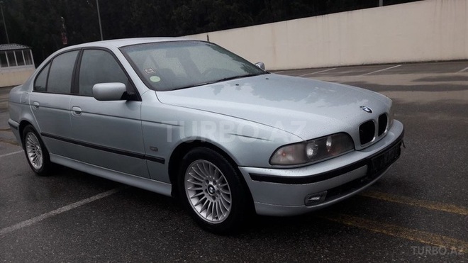 BMW 528 1997, 256,000 km - 2.8 l - Sumqayıt