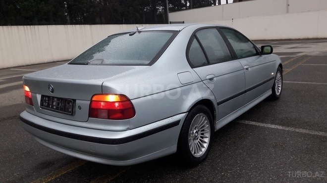 BMW 528 1997, 256,000 km - 2.8 l - Sumqayıt