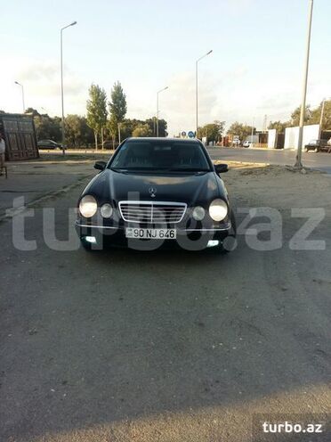 Mercedes E 280 2000, 194,000 km - 2.8 l - Bakı