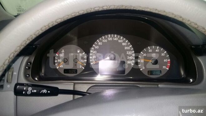 Mercedes E 280 2000, 194,000 km - 2.8 l - Bakı